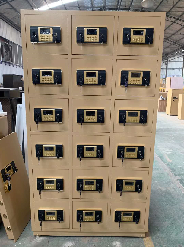 定做酒店大堂多門保險櫃