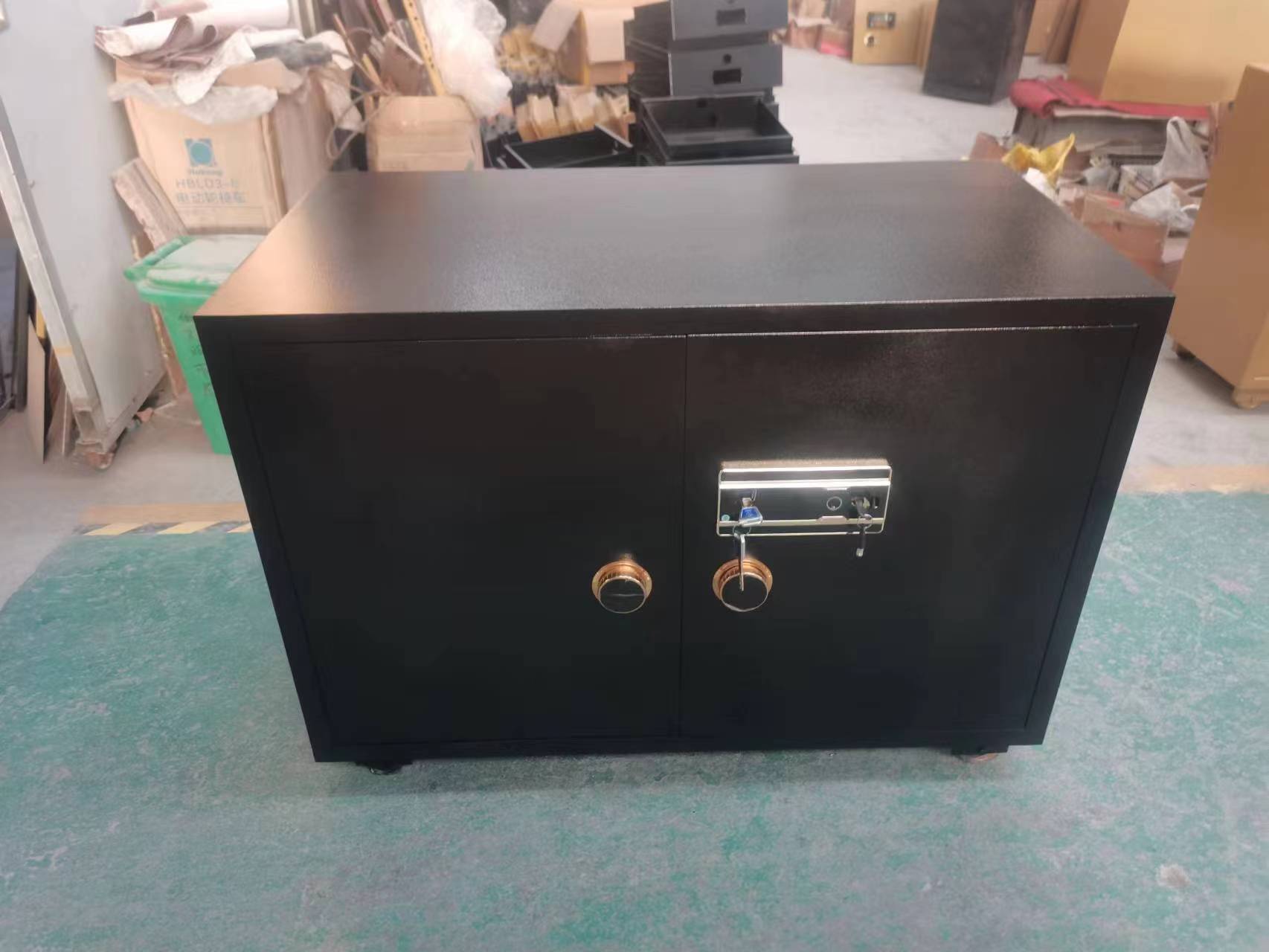 定做黃（huáng）金珠寶櫃